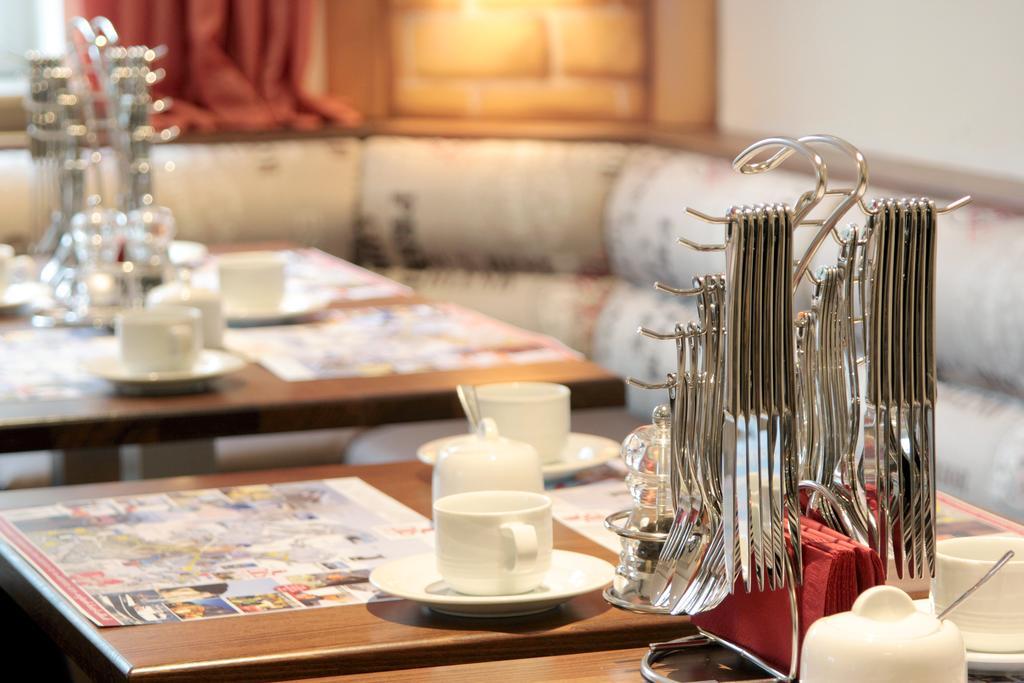 Park Hotel Sellin Εξωτερικό φωτογραφία