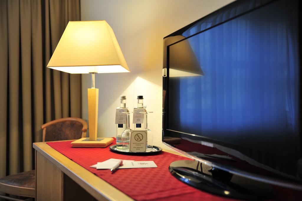 Park Hotel Sellin Εξωτερικό φωτογραφία
