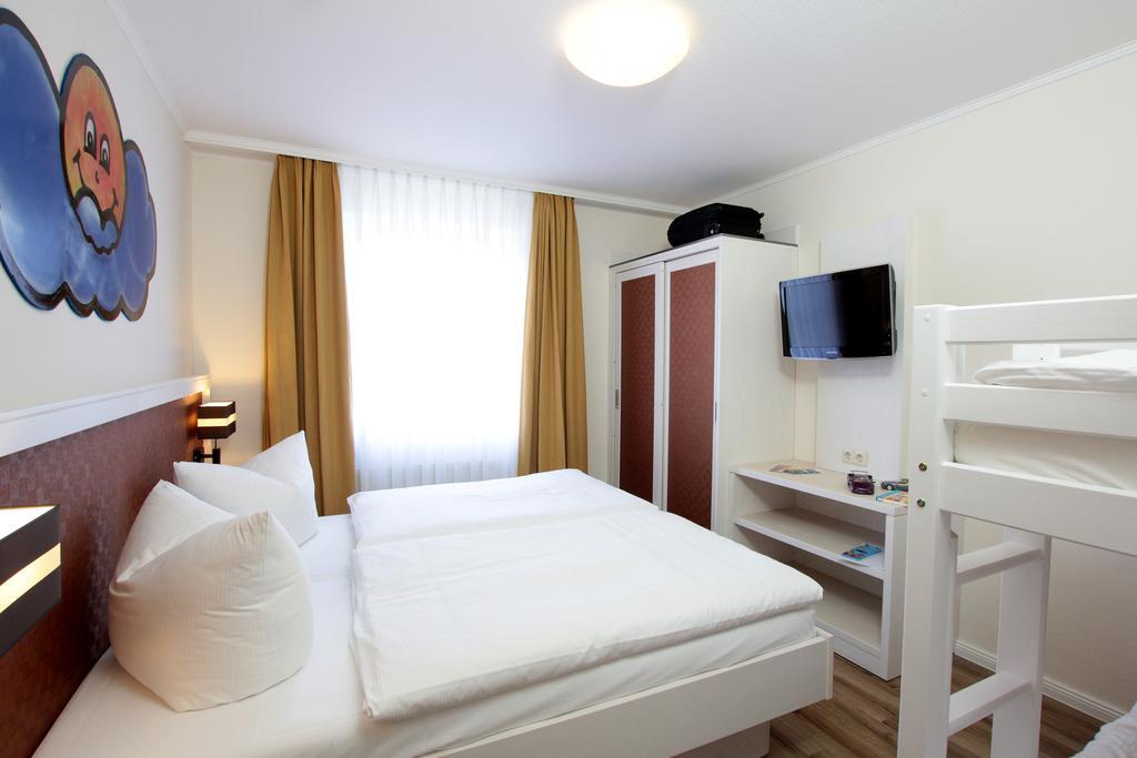 Park Hotel Sellin Εξωτερικό φωτογραφία
