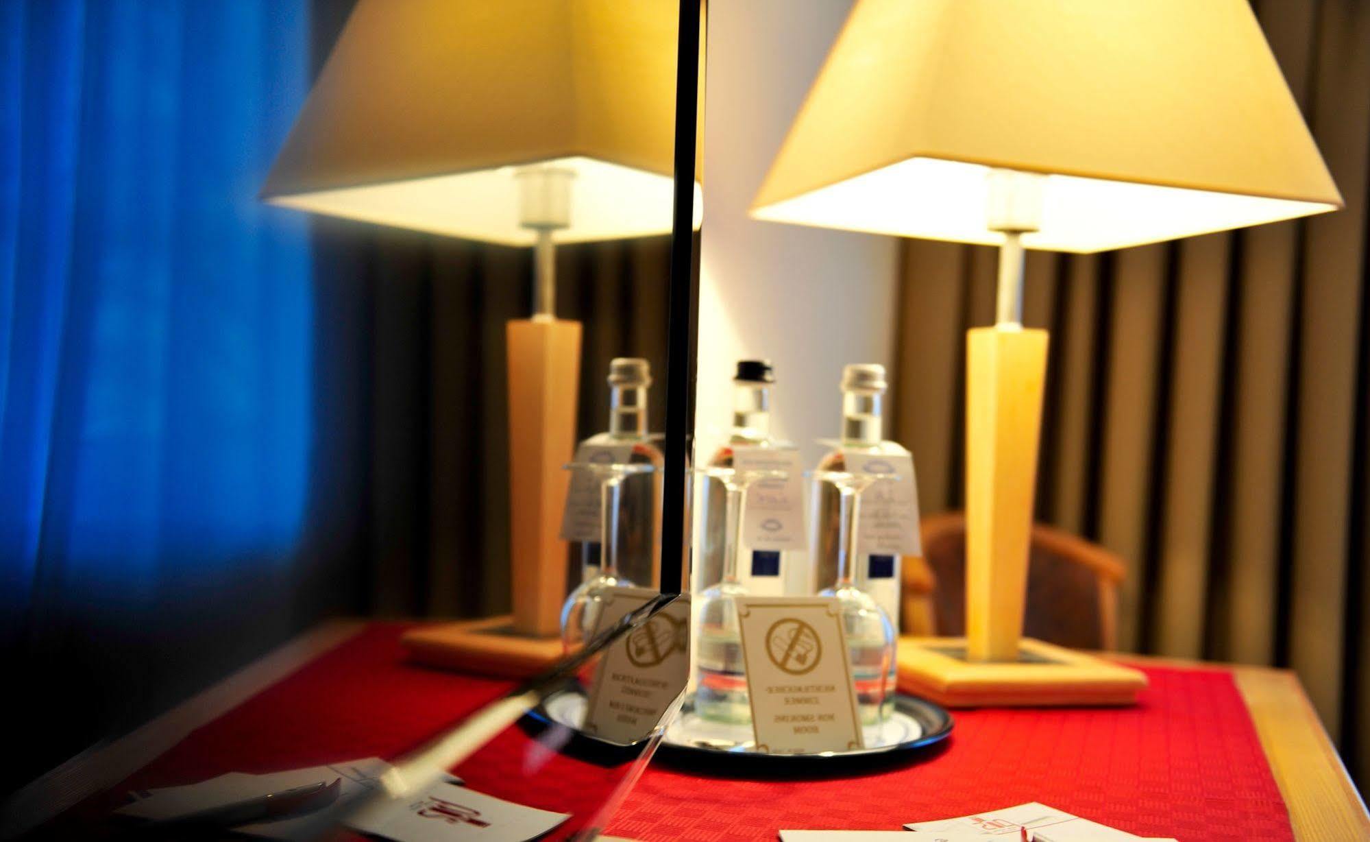 Park Hotel Sellin Εξωτερικό φωτογραφία