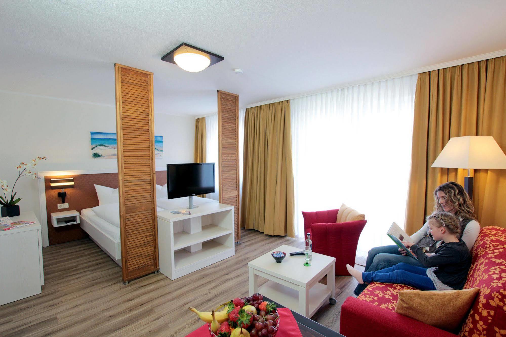 Park Hotel Sellin Εξωτερικό φωτογραφία