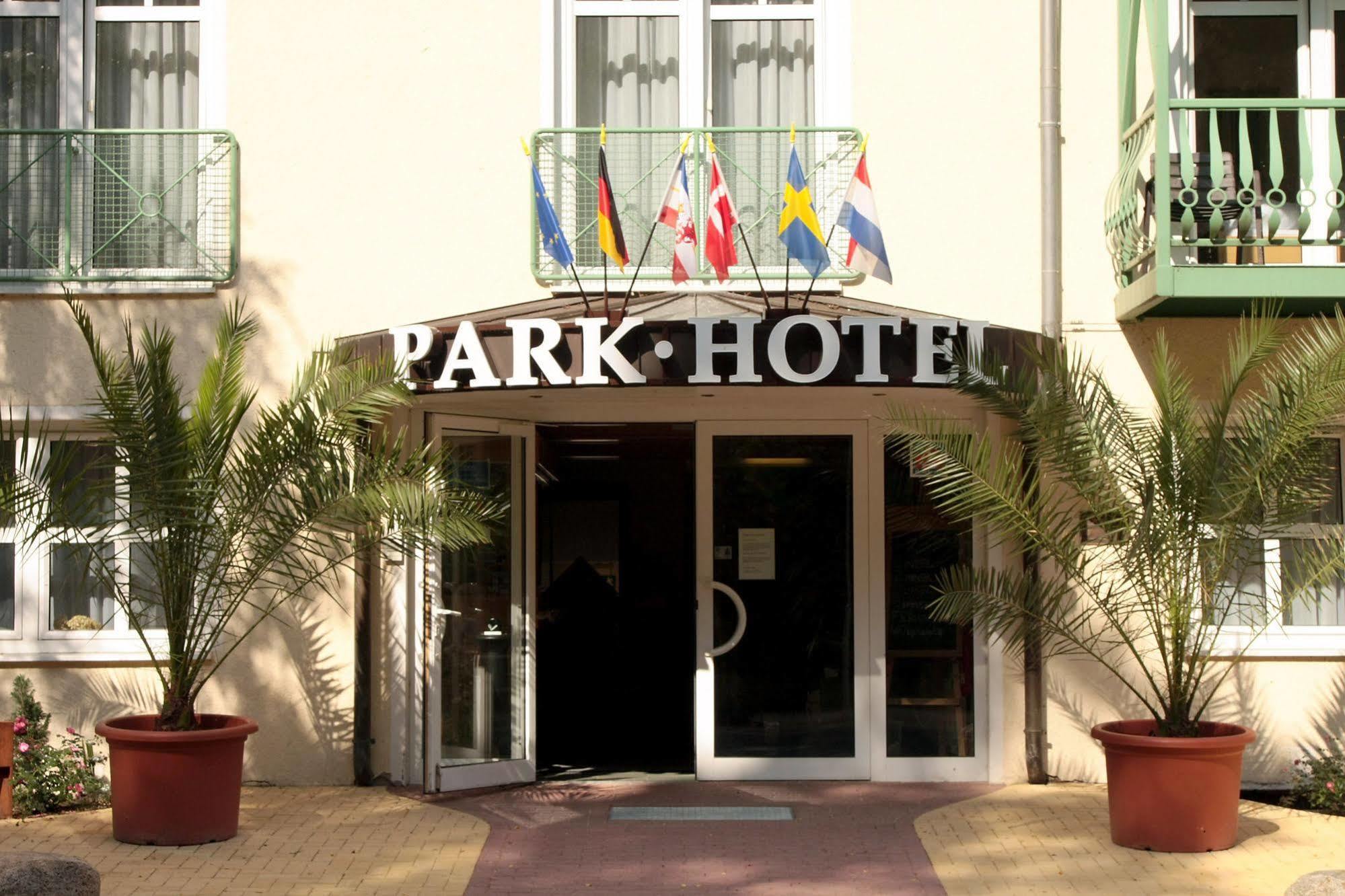 Park Hotel Sellin Εξωτερικό φωτογραφία